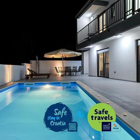 Villa Lily Zadarvillas Привлака Екстер'єр фото